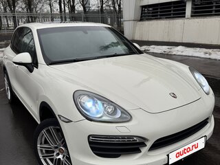 2010 Porsche Cayenne S II (958), белый, 2595000 рублей, вид 1