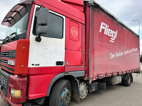 1999 DAF XF 95, красный, 1300000 рублей, вид 2