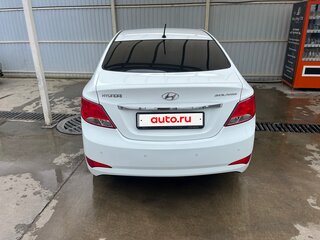 2015 Hyundai Solaris I Рестайлинг, белый, 800000 рублей, вид 5