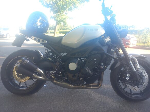 2016 Yamaha XSR900, чёрный, 1000000 рублей - вид 2