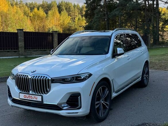 2019 BMW X7 50i I (G07), белый, 6300000 рублей
