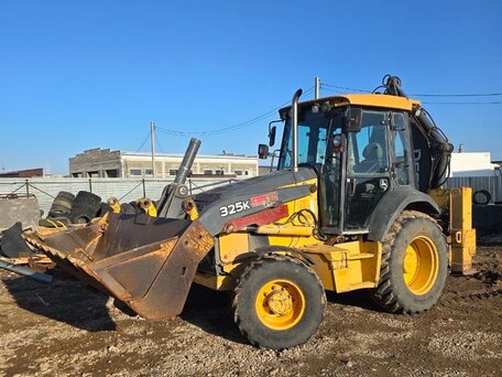 2012 John Deere 325K, 3600000 рублей, вид 1