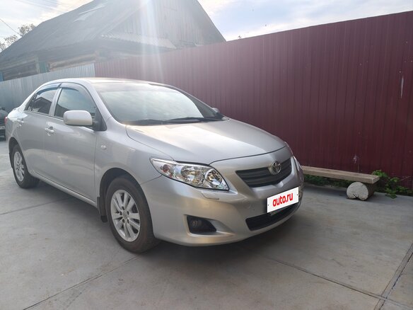 2008 Toyota Corolla X (E140, E150), серебристый, 700000 рублей - вид 1