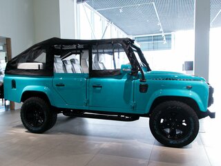 2014 Land Rover Defender 110 I Рестайлинг, голубой, 6500000 рублей, вид 3