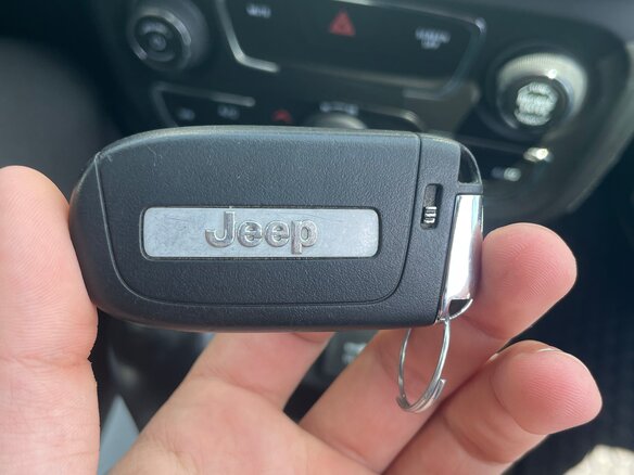 2018 Jeep Compass II, серый, 2250000 рублей - вид 13