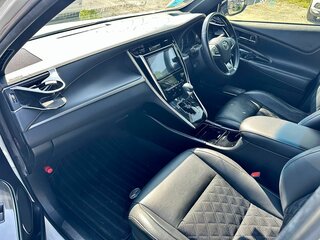 2019 Toyota Harrier III (XU60) Рестайлинг, белый, 2720000 рублей, вид 5
