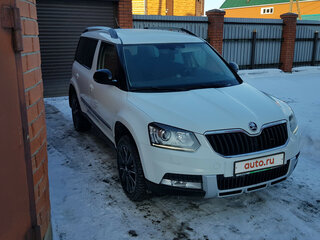 2017 Skoda Yeti I Рестайлинг, белый, 1620000 рублей, вид 3