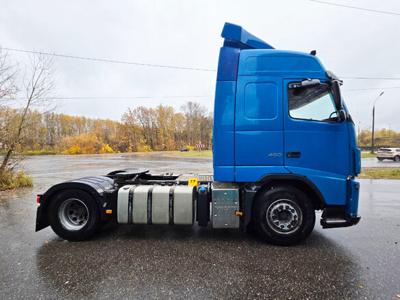 2013 Volvo FH, синий - вид 2