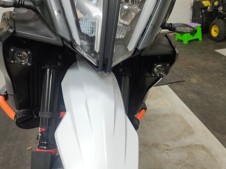 2024 KTM 890 SMT, оранжевый, 1000000 рублей, вид 5
