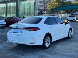 2021 Toyota Corolla XII (E210), белый, 1550000 рублей, вид 4