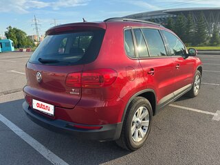 2013 Volkswagen Tiguan I Рестайлинг, красный, 1395000 рублей, вид 1