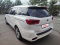 2020 Kia Carnival III, белый, 3700000 рублей - вид 3