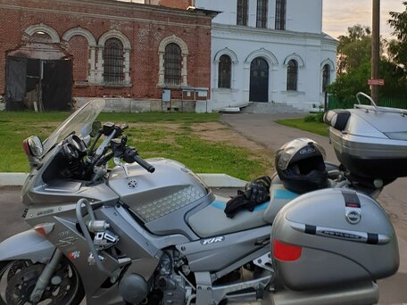 2012 Yamaha FJR1300, серебристый, 890000 рублей, вид 1