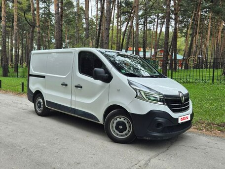 2020 Renault Trafic, белый, 2735000 рублей, вид 2
