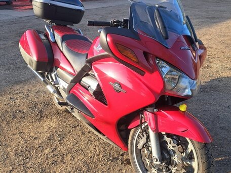 2002 Honda ST 1300, красный, 500000 рублей, вид 1