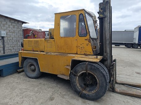 1998 Львовский Автопогрузчик АП-4045, жёлтый, 390000 рублей, вид 2