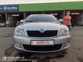2012 Skoda Octavia II (A5) Рестайлинг, серебристый, 1350000 рублей, вид 2