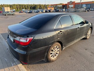 2016 Toyota Camry VII (XV50) Рестайлинг, чёрный, 1850000 рублей, вид 3