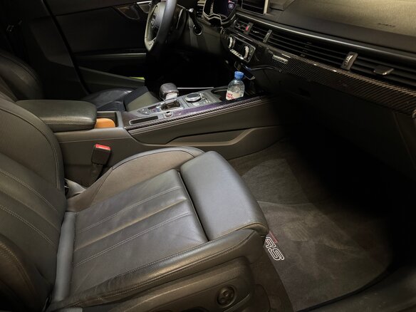 2019 Audi RS 4 IV (B9), серебристый, 5500000 рублей - вид 9