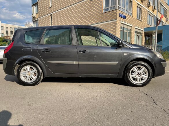 2007 Renault Scenic II Рестайлинг, чёрный - вид 1