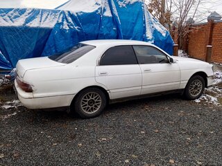 1991 Toyota Crown IX (S140), белый, 290000 рублей, вид 5