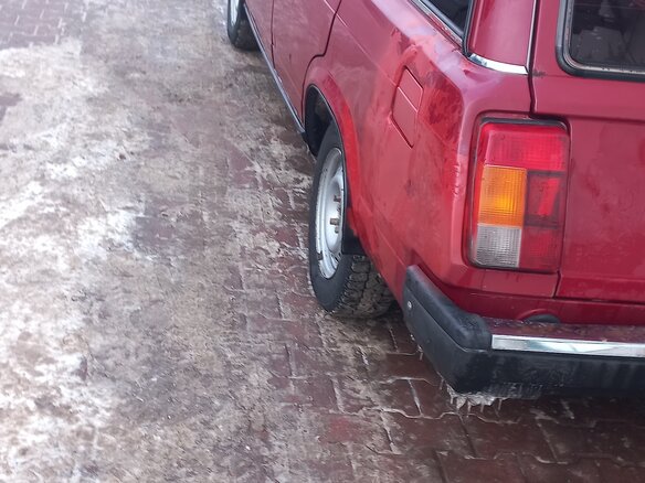 2007 Lada (ВАЗ) 2104, красный, 150000 рублей - вид 2