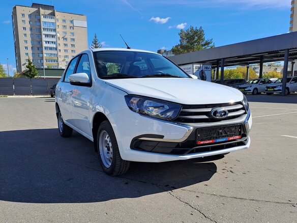 2026 Lada (ВАЗ) Granta I Рестайлинг, белый, 1089900 рублей - вид 6