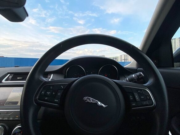 2019 Jaguar E-Pace I, белый, 2800000 рублей - вид 14
