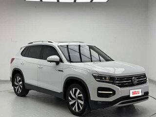 2022 Volkswagen Tayron I, белый, 2010000 рублей, вид 3