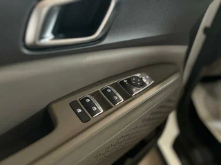 2025 Kia Carnival IV Рестайлинг, белый, 5495000 рублей, вид 4