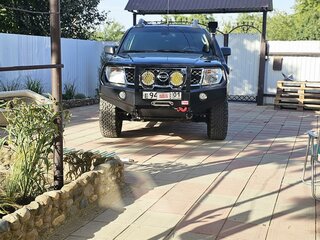 2006 Nissan Navara (Frontier) III (D40), чёрный, 1600000 рублей, вид 5
