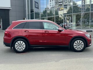 2018 Mercedes-Benz GLC 250 I (X253), красный, 3135000 рублей, вид 4