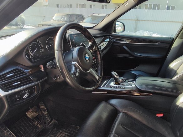 2015 BMW X5 40d III (F15), чёрный, 3299000 рублей - вид 10