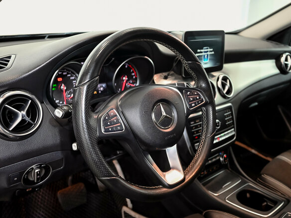 2017 Mercedes-Benz GLA 250 I (X156) Рестайлинг, чёрный - вид 16