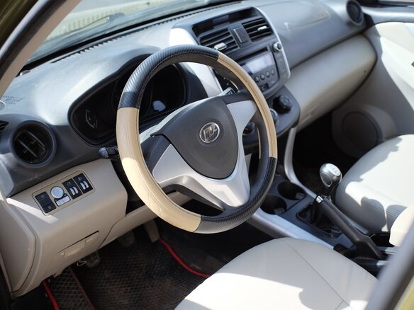 2013 Lifan X60 I, белый, 340000 рублей - вид 7