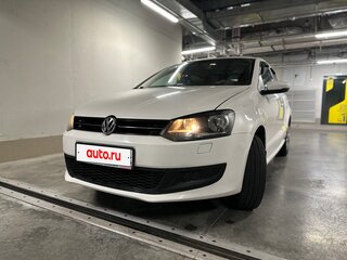 2014 Volkswagen Polo V, белый, 650000 рублей, вид 5