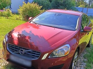 2013 Volvo S60 II, красный, 950000 рублей, вид 1