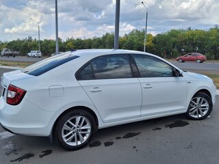 2019 Skoda Rapid I Рестайлинг, белый, 1300000 рублей, вид 4