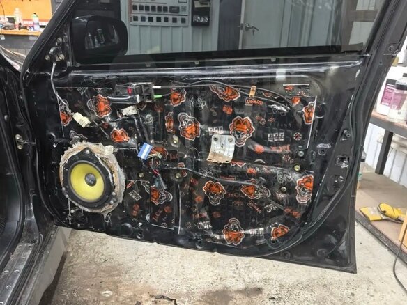 2000 Toyota Altezza, чёрный, 790000 рублей - вид 6