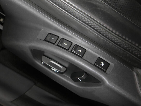 2012 Volvo XC70 II, чёрный - вид 15