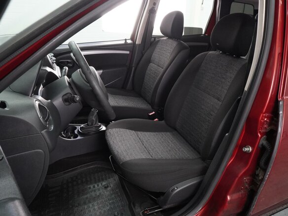 2013 Renault Duster I, красный - вид 9
