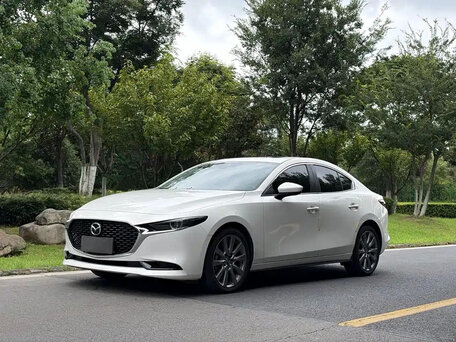 Mazda 3 IV (BP)