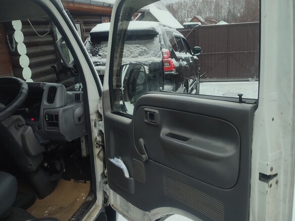1995 Nissan Atlas, белый, 930000 рублей - вид 14