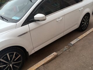 2012 Ford Mondeo IV Рестайлинг, белый, 750000 рублей, вид 4