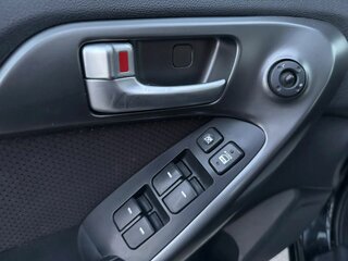 2010 Kia Cerato 6-speed II, чёрный, 750000 рублей, вид 5