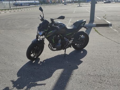 2019 Kawasaki Z 650, зелёный, 540000 рублей, вид 1
