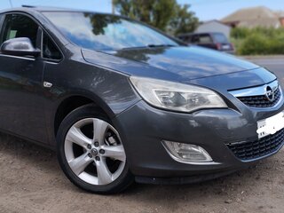 2011 Opel Astra J, серый, 830000 рублей, вид 2
