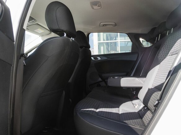 2019 Kia Ceed III, белый - вид 13