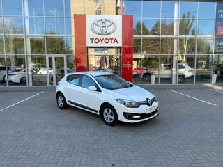 2014 Renault Megane III Рестайлинг, белый, 899000 рублей, вид 3