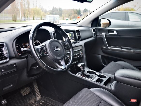 2016 Kia Sportage IV, чёрный, 1650000 рублей - вид 8